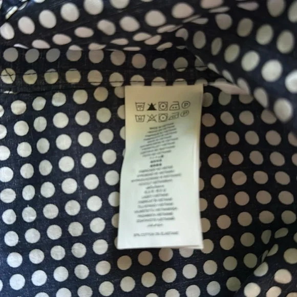 👕👕NWOT Michael Kors Short Sleeved Button Down Shirt👕👕 - Picture 7 of 7